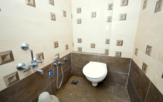 Anupam Hotel