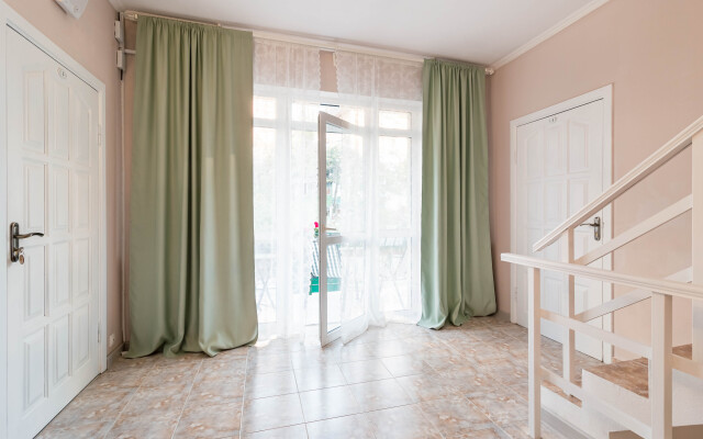 Sochi Yard` Mini-Hotel