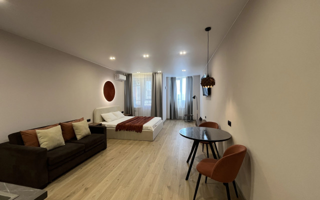 Квартира Дизайнерская Студия Напротив Роял Парка