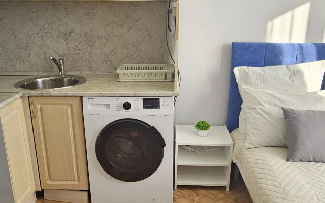 Uyutnaya Studiya Dlya Dvoikh Flat
