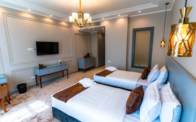 Bravo Hotel
