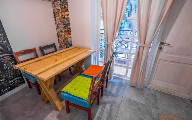 HB Apartments Vasil Petriashvili Apartments