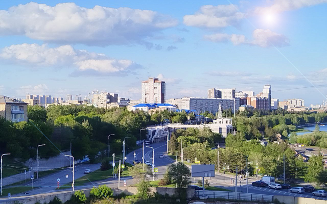 Studiya Na  Naberezhnoy Yeniseya V Krasnoyarske Flat