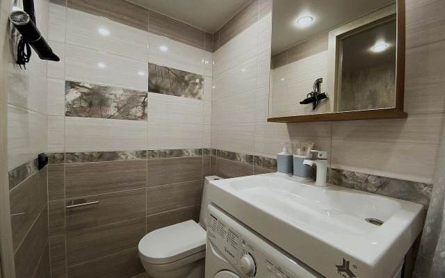 Квартира Green FOX из двух уровней с панорамными окнами