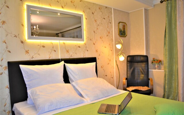 Podmoskovny Krov V Tsentre Zheleznodorozhnogo Na Avtozavodskoy 4k3 Apartments