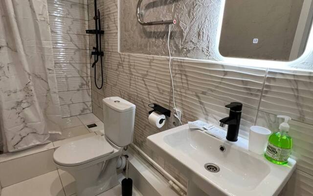 So Vsemi Udobstvami Apartament