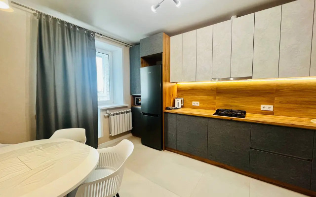 Dvukhkomnatnye apartamenty v tsentre Apartments