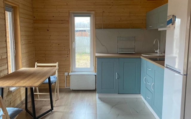 Частный дом Ani hOMe с садом у горной реки