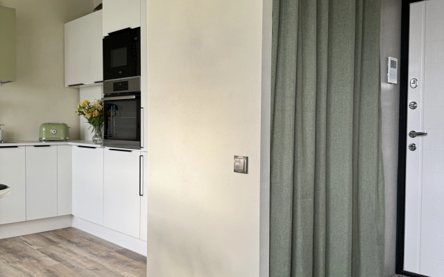 Vesna Na Baltike Flat