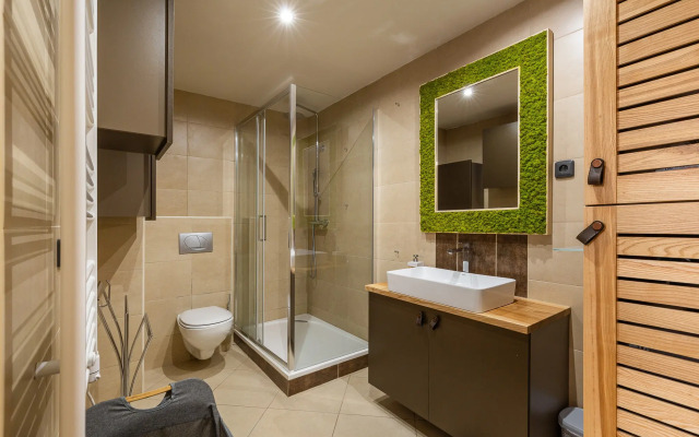 Luxe Azure Residence Apartments