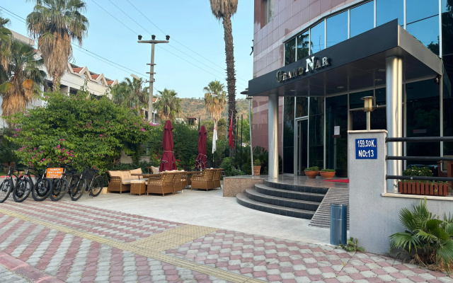 Grand Nar Hotel