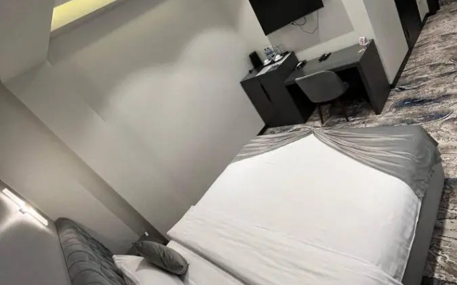 Отель Unique Airport