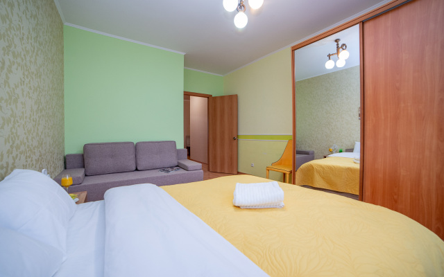 Апартаменты Бажова 68