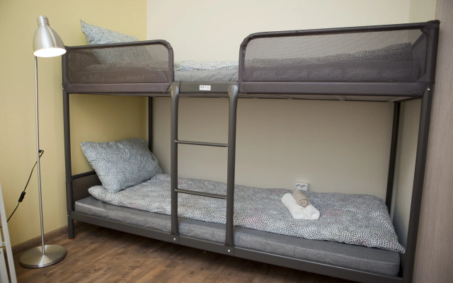 Квартира Серафимовича 1/4-6