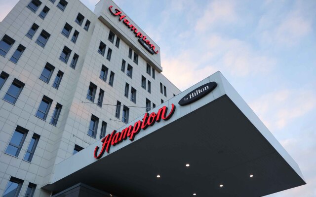 Отель Hampton by Hilton Уфа