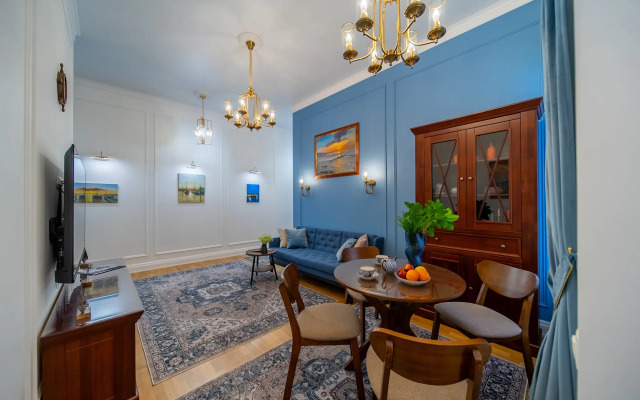 Trekhkomnatnaya Parusa Flat