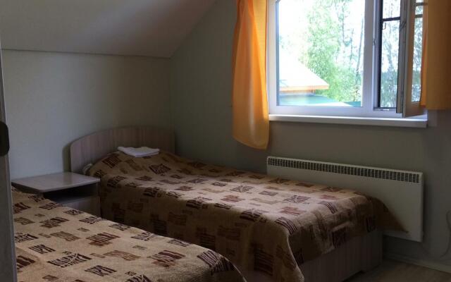 Uyutny Prichal  Guest house