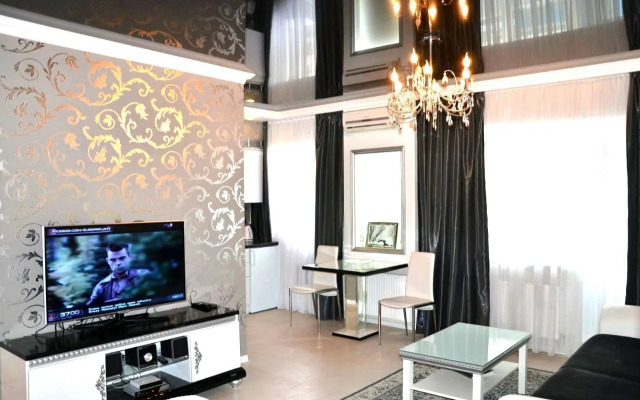 Студия ар-деко у кремля