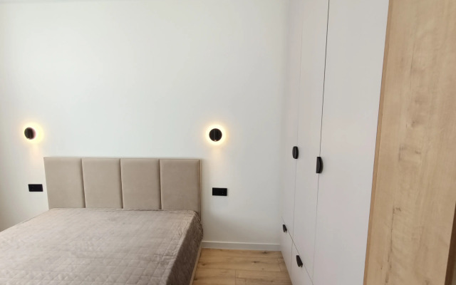 Na Bulvare Kuzymina 15 Flat