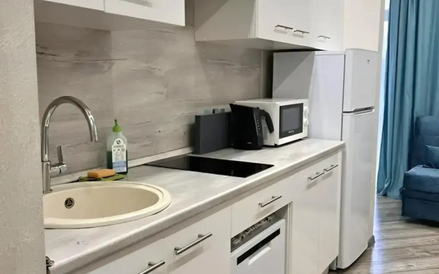 Studiya na Pervoj Linii Morya Flat