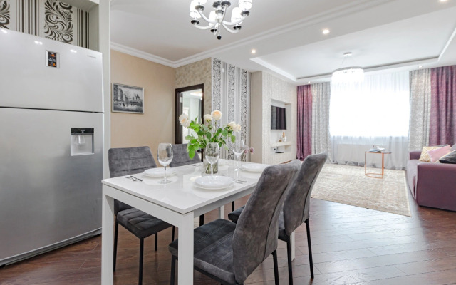 S Prekrasnym Vidom Na Dostoprimechatelnosti Apartments