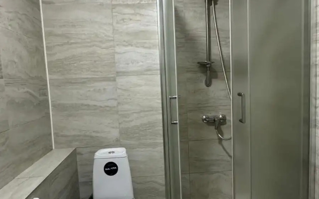 Kvartira V Tsentre Kmv Apartments