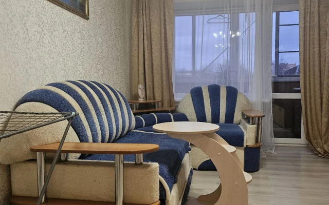 L.V.Hotels na Oruzheynoy 1 Flat