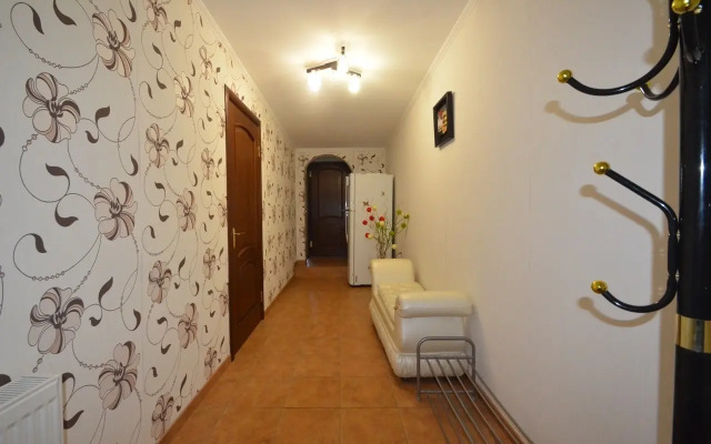 Dvukhkomnatnye Na Ulitse Drazhinskogo 27 Apartments