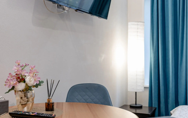 Апартаменты Мантулинская 10 (05)