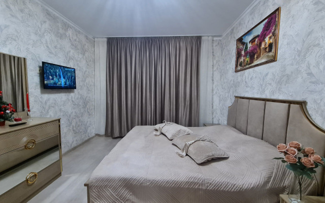 Na Ulitse Kuryzhova 13 (313) Flat