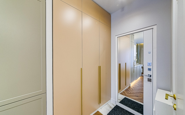 622/2 Art Aparts V Zhk Headliner Apartments