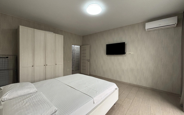 Zhk "poseydon" 836. Mamayka. Dvukhkomnatnaya S Balkonom (Trustcontrol) Flat