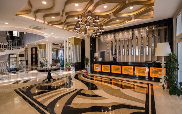 Palm World Resort & Spa Side - All Inclusive