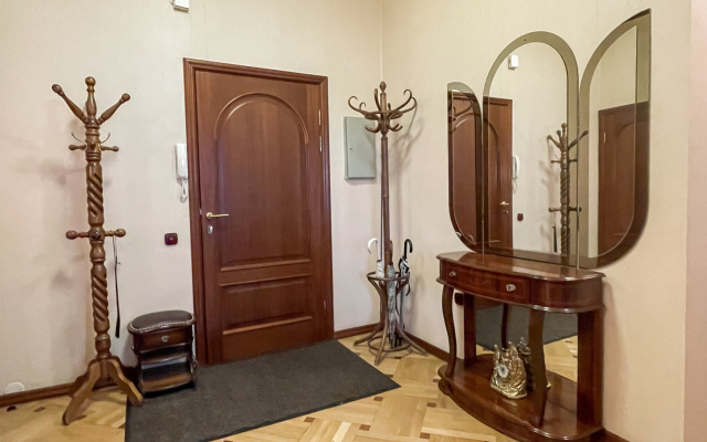 Kvartira Imperatorskie Apartamenty Flat
