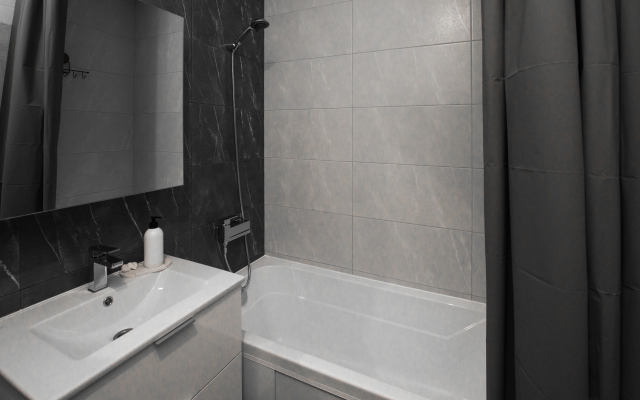 Apartamenty Kanarejka naprotiv LDK i Kuzbass-Areny na 1-oj Zarecnoj 9