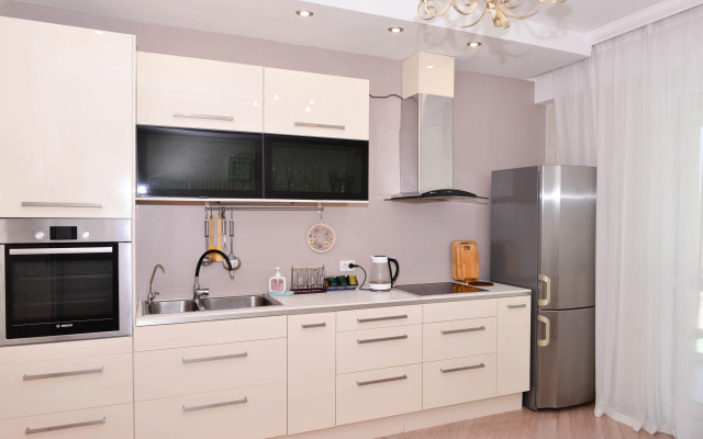 V klassicheskom stile na Komsomolskoy Flat
