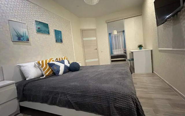 Goluboye Nebo na Shosseynoy, Yana Apart Apartments