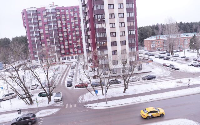 Yevro-Dvukhkomnatnye Mkr Pronina K 5 Apartments