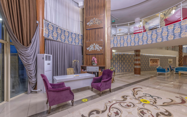 Armas Beach Hotel