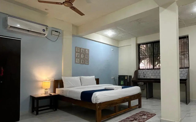 Отель Aqua Wave by YogiTree