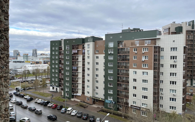 Квартира Просторная около Планеты