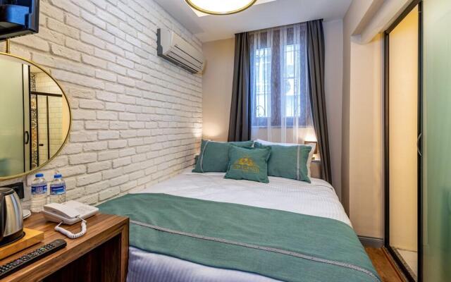 Отель Interstar