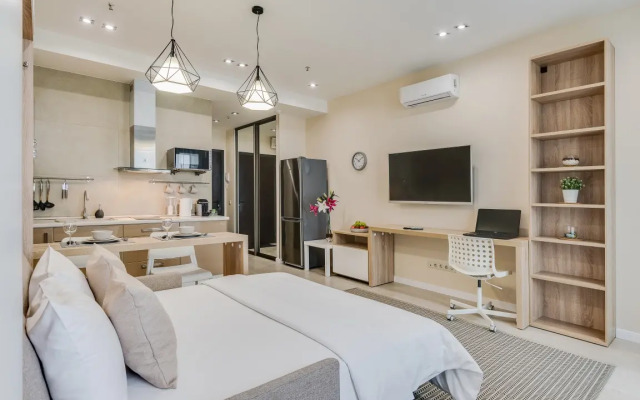 Апартаменты Премиум с Балконом и Видом на Город Business Apartments