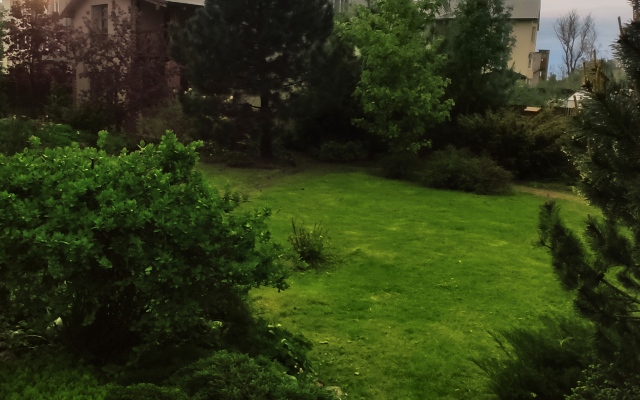 Derevenskij Dom U Morya Apartments