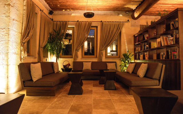 Millstone Cave Suites