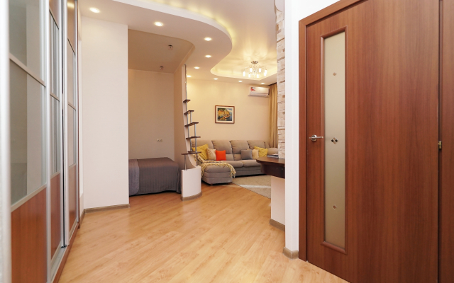 Na Ulitse Chistopolskaya 40 Flat