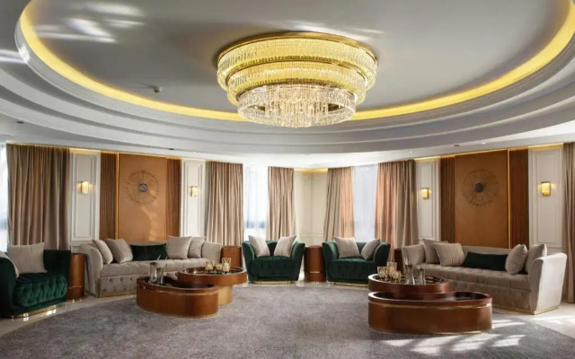 Отель Triumph Luxury Hotel