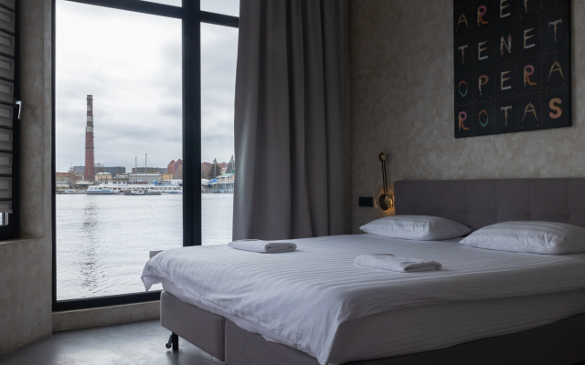 Коттедж Дом на воде Whitemare на Южной дороге