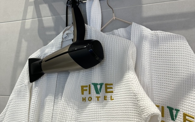 Hotel Five Hotel