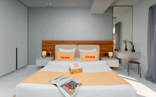 KeyGo #0163, 2 Bedroom, Balcony near Park Apartments